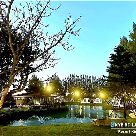 Skybird Lake View Resort&Camping Khaoyai Pak Chong Extérieur photo
