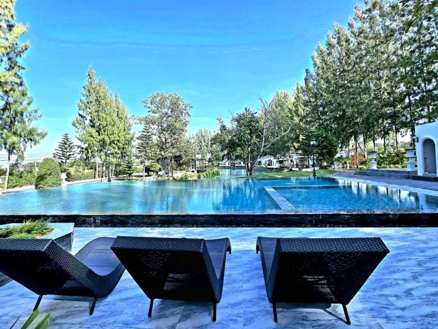 Skybird Lake View Resort&Camping Khaoyai Pak Chong Extérieur photo