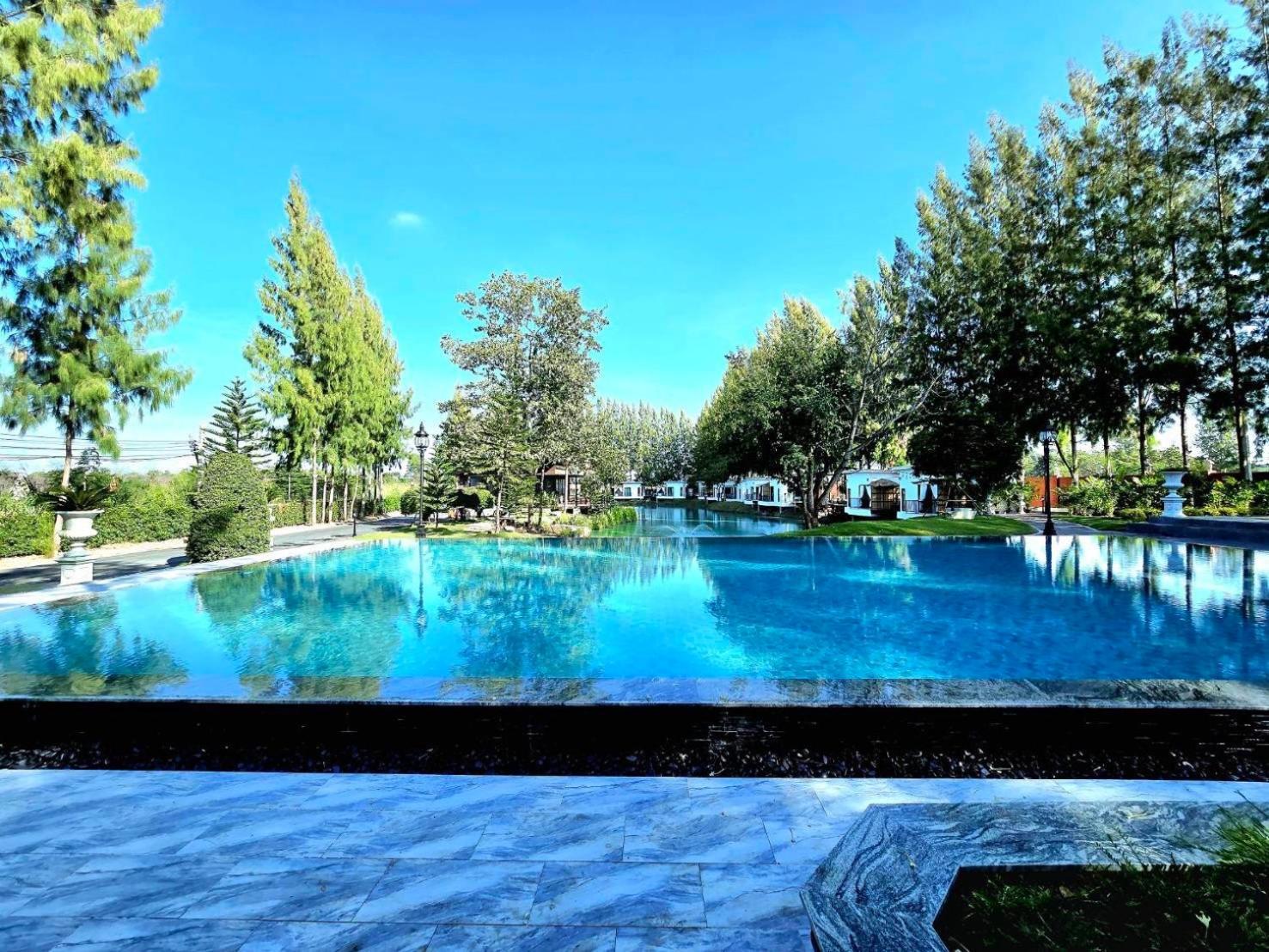 Skybird Lake View Resort&Camping Khaoyai Pak Chong Extérieur photo